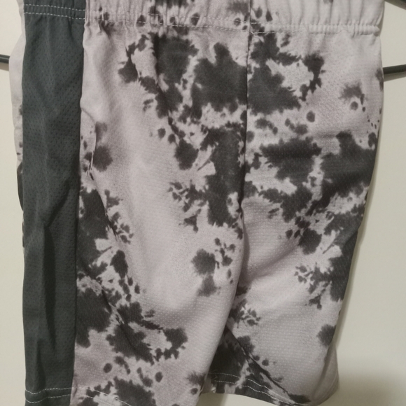 Star wars Boys short set size 7 - Picture 2 of 4